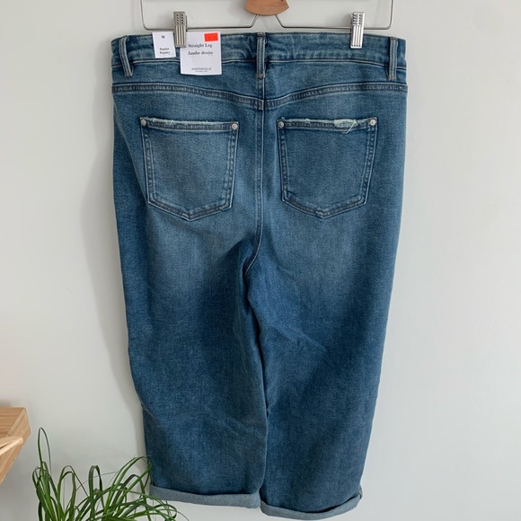 Addition Elle -Premium Denim - Straight Leg Jeans - Picture 3 of 4